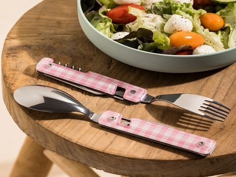 Couverts multifonction 13:25, Vichy rose