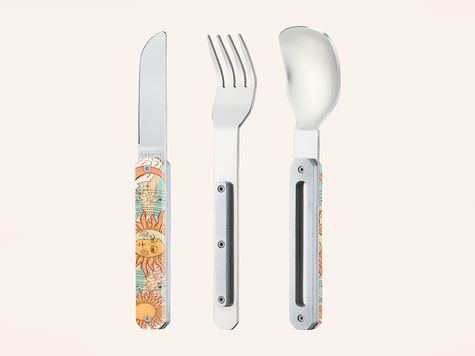 Straight Cutlery 12h34, Sol e Mani