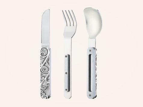 Straight Cutlery 12h34, Arabesques