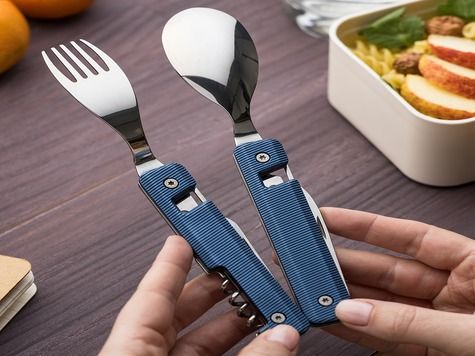 Couverts Multifonctions 13:25, Aluminium bleu