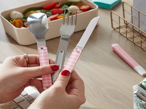 Utensils 12:34, Pink Vichy