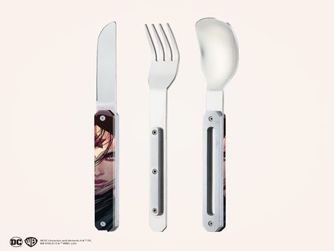 Straight Cutlery 12h34, Wonder Woman